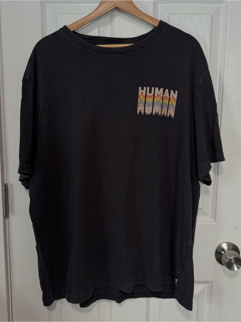 American Eagle Outfitters Black T‑Shirt with Rainbow 'HUMAN' Chest Graphic XXL